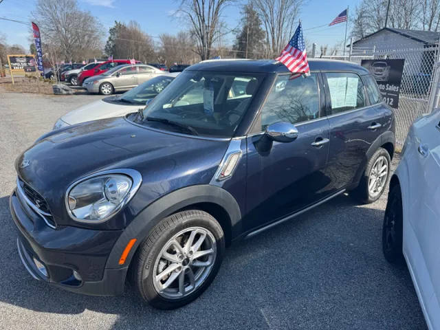 2015 MINI Countryman S FWD photo