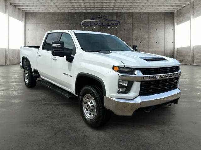 2022 Chevrolet Silverado 3500HD LT 4WD photo
