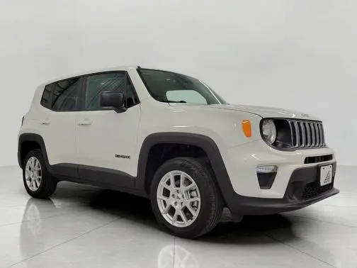 2023 Jeep Renegade Latitude 4WD photo