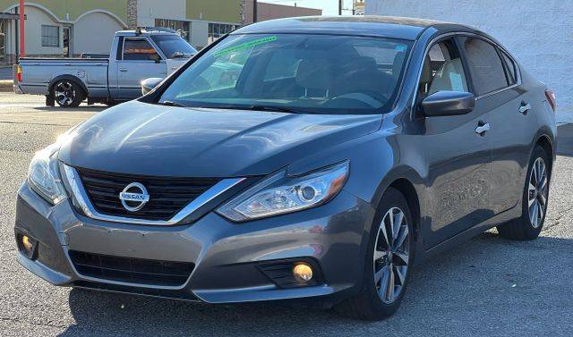 2017 Nissan Altima 2.5 SV FWD photo