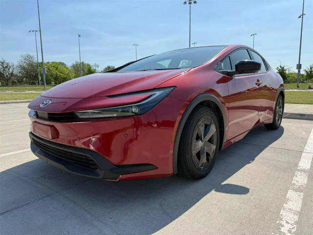 2023 Toyota Prius FWD photo
