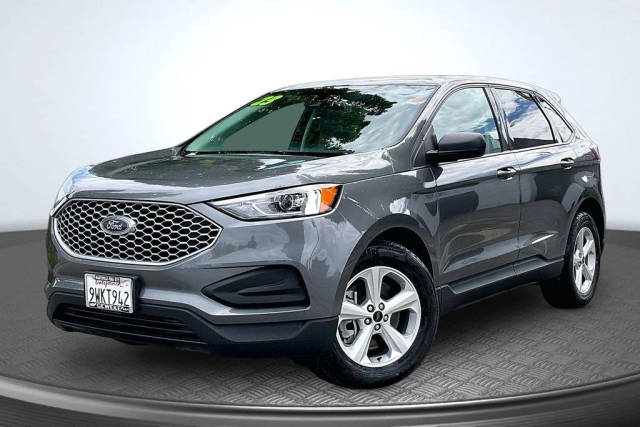 2023 Ford Edge SE AWD photo