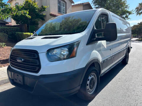 2015 Ford Transit Van  RWD photo