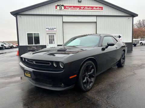 2015 Dodge Challenger SXT Plus RWD photo