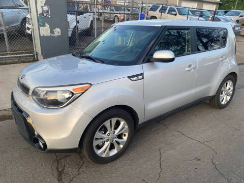 2016 Kia Soul + FWD photo