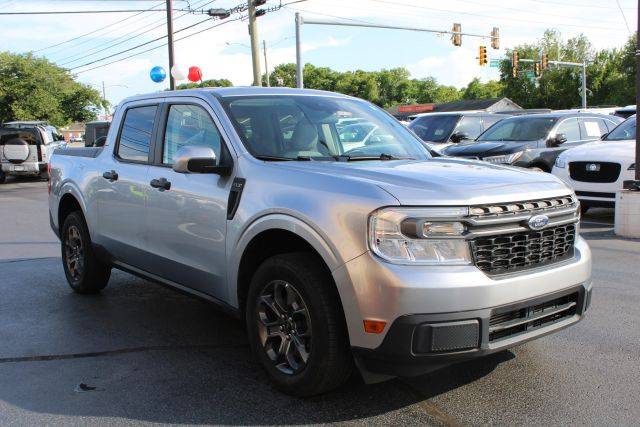 2022 Ford Maverick XLT AWD photo