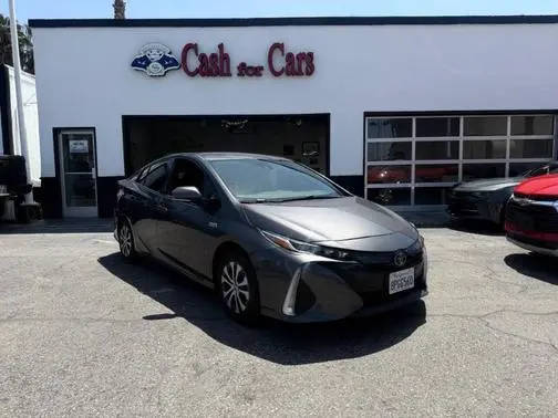 2020 Toyota Prius Prime XLE FWD photo
