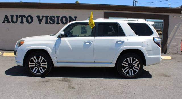 2016 Toyota 4Runner Trail Premium 4WD photo