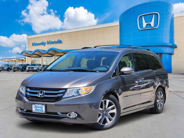 2015 Honda Odyssey Touring FWD photo