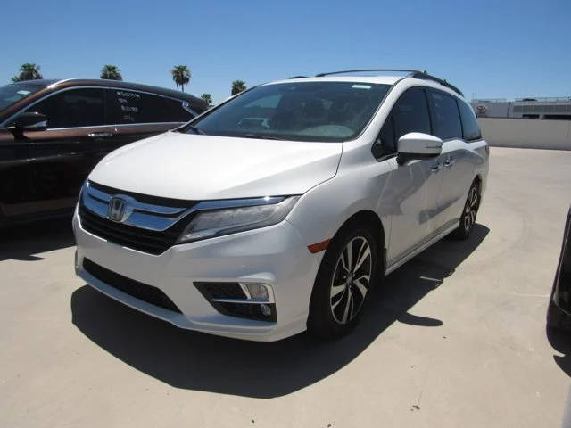 2018 Honda Odyssey Elite FWD photo