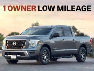 2021 Nissan Titan SV RWD photo