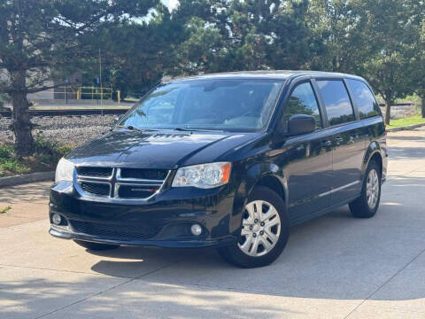 2018 Dodge Grand Caravan SE FWD photo