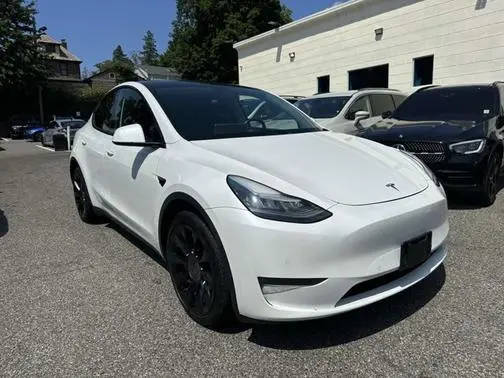 2020 Tesla Model Y Long Range AWD photo