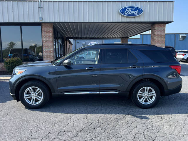 2022 Ford Explorer XLT 4WD photo