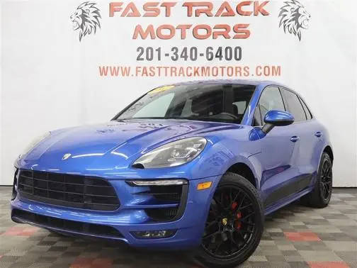 2017 Porsche Macan GTS AWD photo