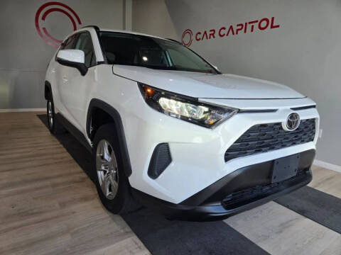2022 Toyota RAV4 XLE FWD photo