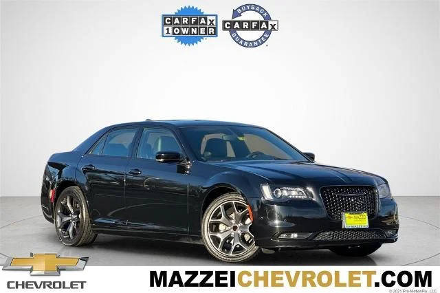 2023 Chrysler 300 300S RWD photo