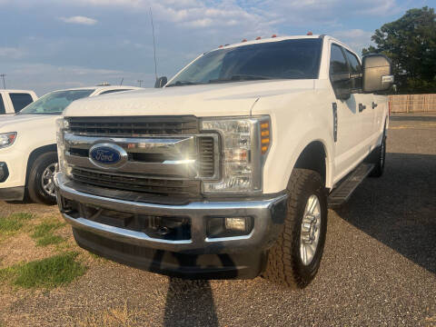 2019 Ford F-350 Super Duty XLT 4WD photo