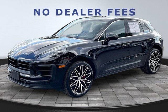 2023 Porsche Macan S AWD photo