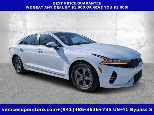 2022 Kia K5 LXS FWD photo