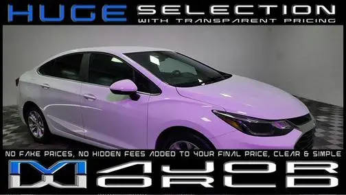 2019 Chevrolet Cruze LT FWD photo