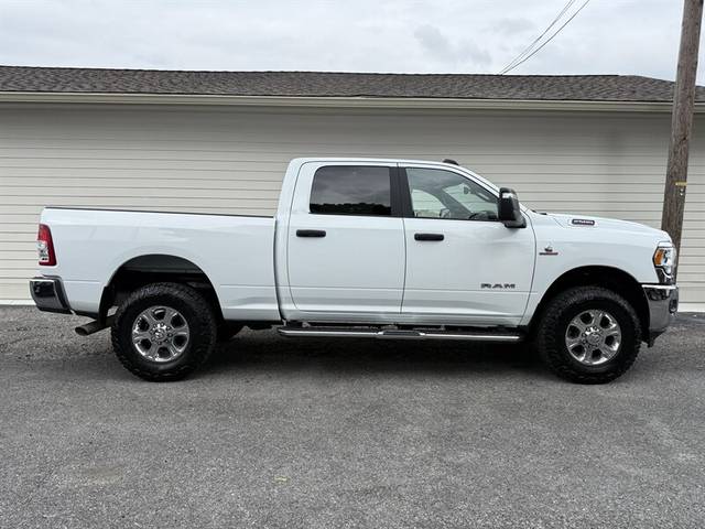 2023 Ram 2500 Big Horn 4WD photo
