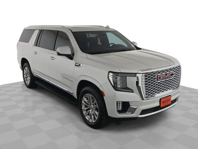 2021 GMC Yukon XL SLT 4WD photo