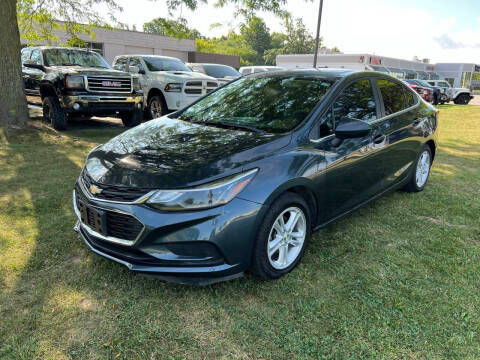 2018 Chevrolet Cruze LT FWD photo