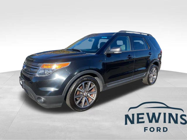 2015 Ford Explorer XLT 4WD photo