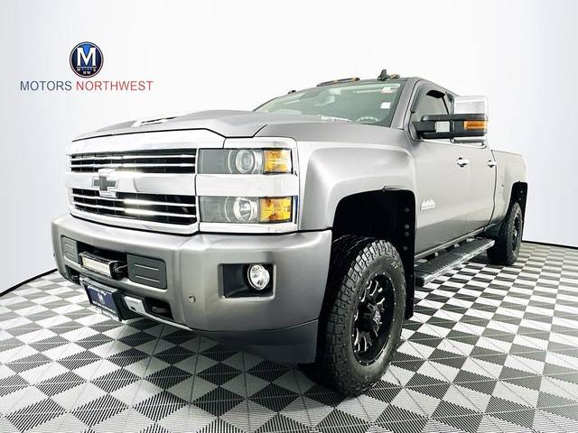 2017 Chevrolet Silverado 3500HD High Country 4WD photo