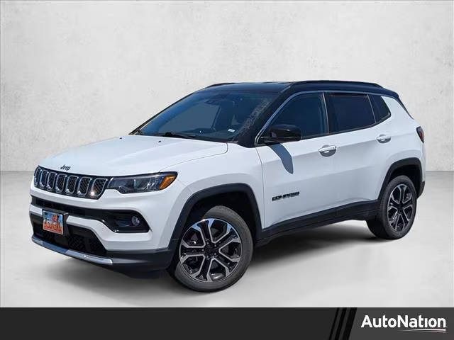 2023 Jeep Compass Limited 4WD photo