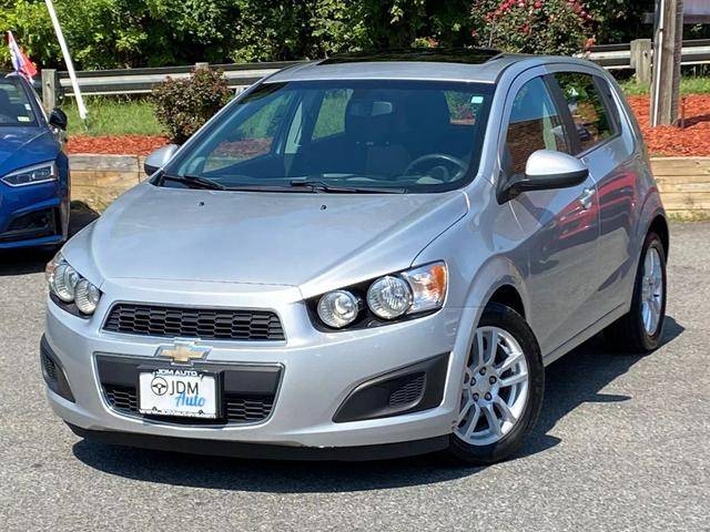 2015 Chevrolet Sonic LT FWD photo