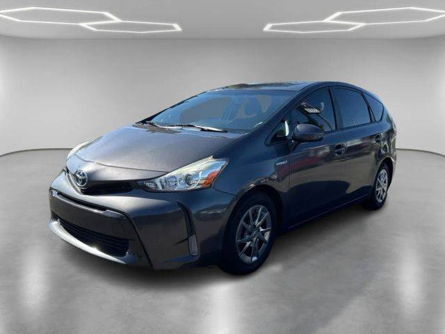 2015 Toyota Prius v Three FWD photo
