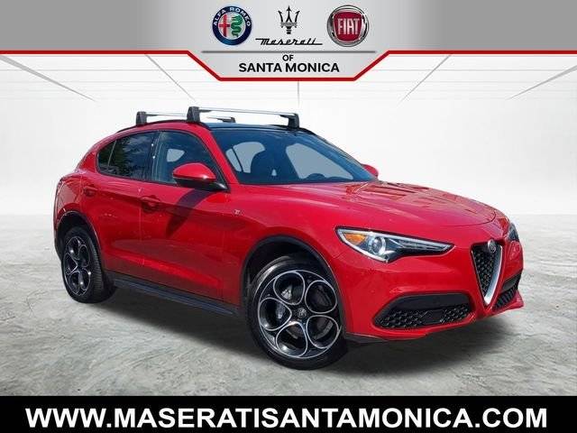 2022 Alfa Romeo Stelvio Ti AWD photo