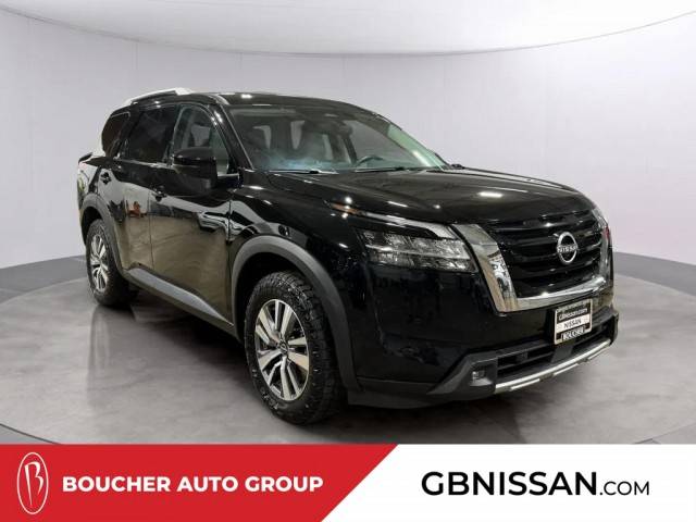 2022 Nissan Pathfinder SL 4WD photo