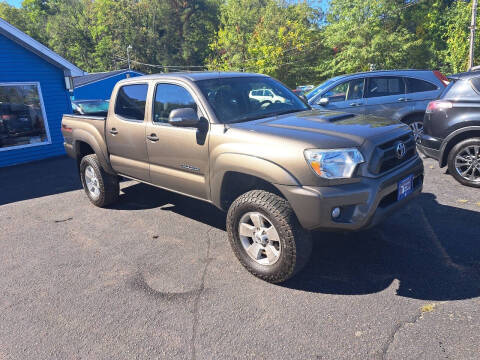 2015 Toyota Tacoma  4WD photo