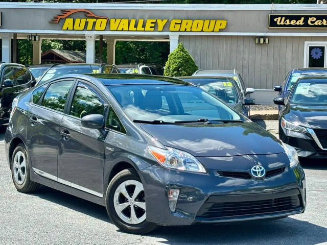 2015 Toyota Prius Four FWD photo