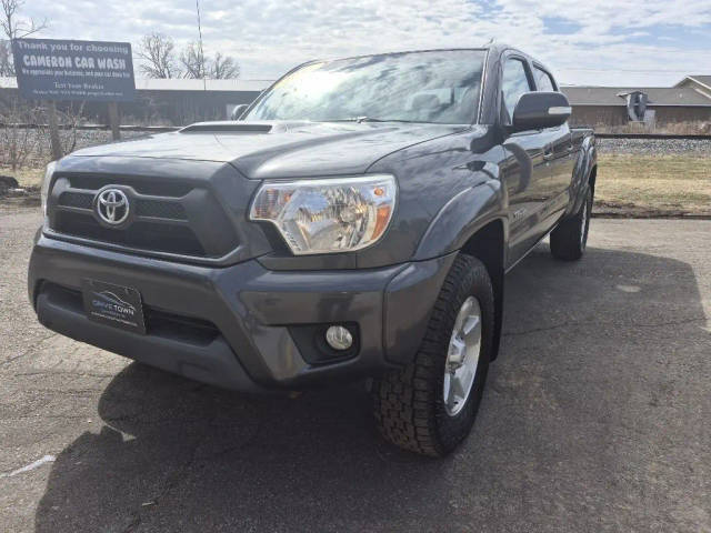 2015 Toyota Tacoma  4WD photo
