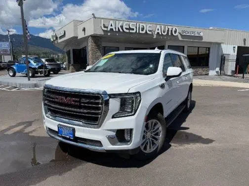2023 GMC Yukon XL SLT 4WD photo