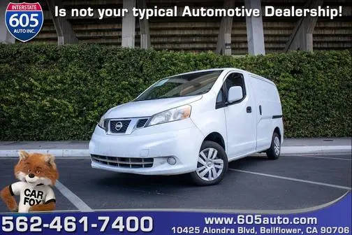 2015 Nissan NV200 SV FWD photo