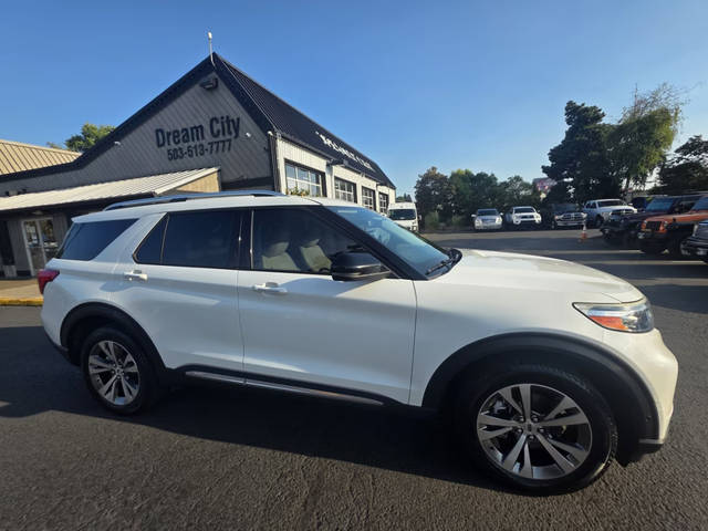 2020 Ford Explorer Platinum 4WD photo