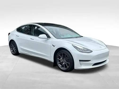 2020 Tesla Model 3 Standard Range Plus RWD photo