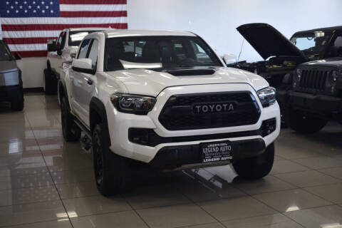 2017 Toyota Tacoma TRD Sport 4WD photo