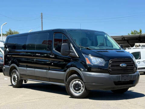 2018 Ford Transit Van  RWD photo