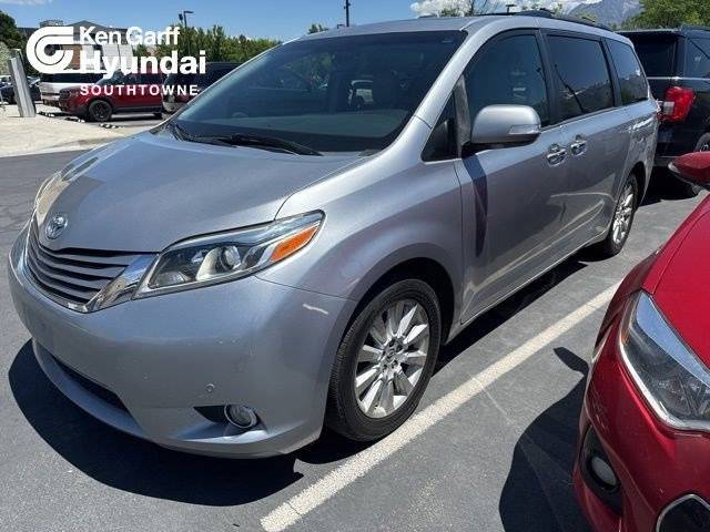 2015 Toyota Sienna LTD AWD photo