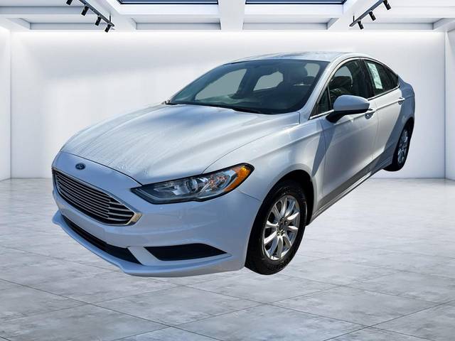2018 Ford Fusion S FWD photo
