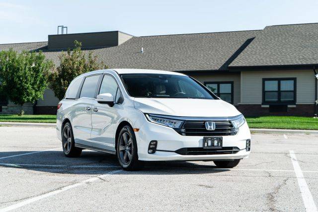 2021 Honda Odyssey EX FWD photo