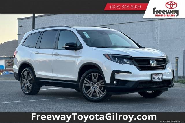 2022 Honda Pilot Sport FWD photo