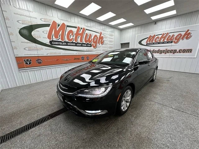 2015 Chrysler 200 C FWD photo