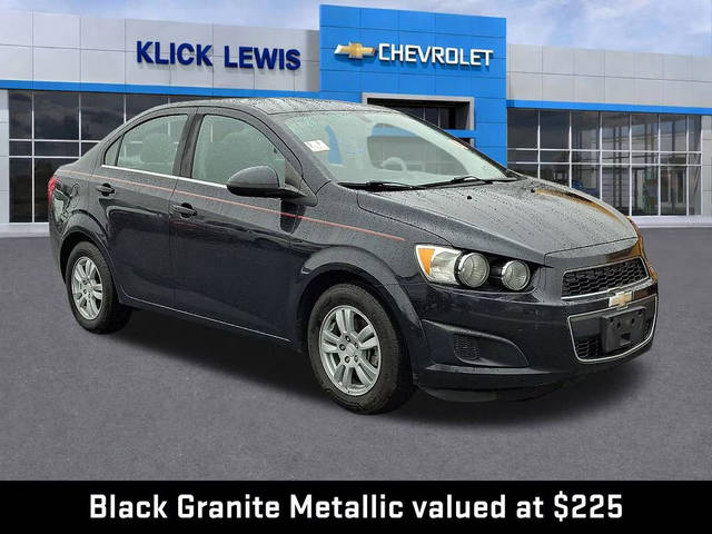 2015 Chevrolet Sonic LT FWD photo